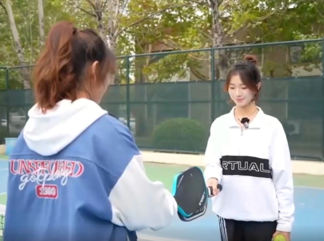 【天商好學(xué)生】天生“搭檔”的AB面：一對雙胞胎的“共進(jìn)”青春